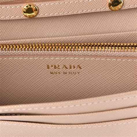 PRADA Saffiano Metal Oro Chain Wallet Cammeo